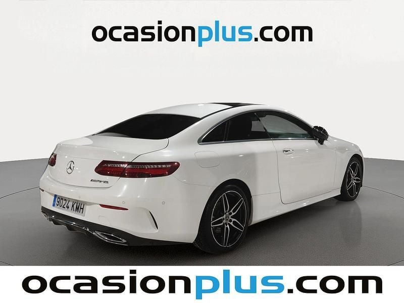 Usado Mercedes E220 AMG 194 CV (142 kW) 2018 Blanco Coupe