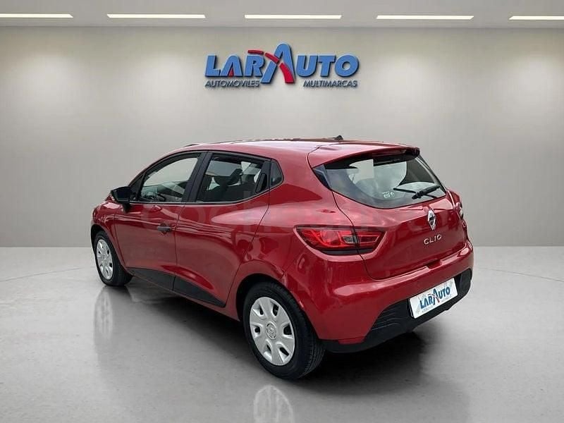 Usado Renault Clio IV Authentique 75 CV (55 kW) 2015 Granate Berlina