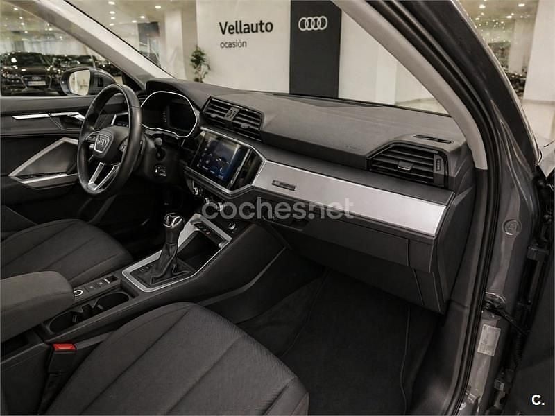 Usado Audi Q3 Sportback Advanced Plus 150 CV (110 kW) 2021 Gris / plata SUV