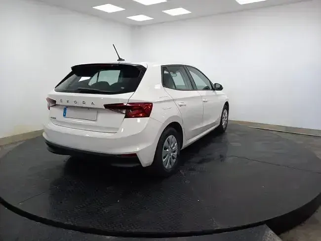Usado Skoda Fabia Active 80 HP (58 kW) 2022 Branco Citadino