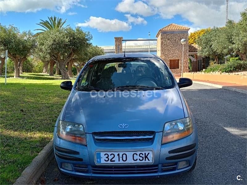 Usado Chevrolet Kalos SE 83 CV (61 kW) 2004 Azul Berlina