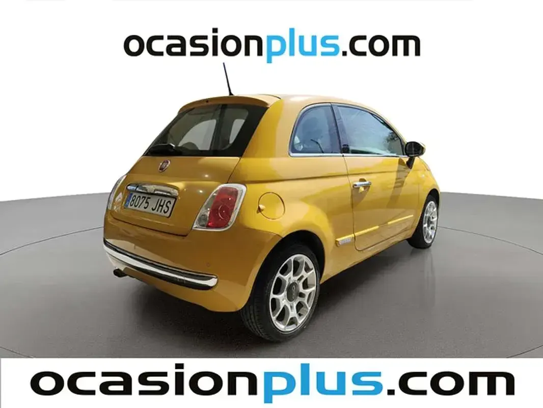 Occasion Fiat 500 Lounge 69 PK (50 kW) 2015 Geel Hatchback