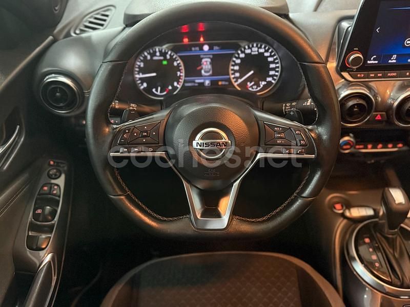 Begagnad Nissan Juke N-Connecta 114 HK (83 kW) 2022 Vit SUV