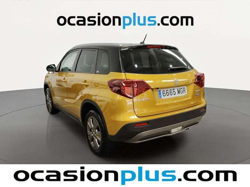 Usado Suzuki Vitara 129 CV (94 kW) 2023 Amarillo SUV