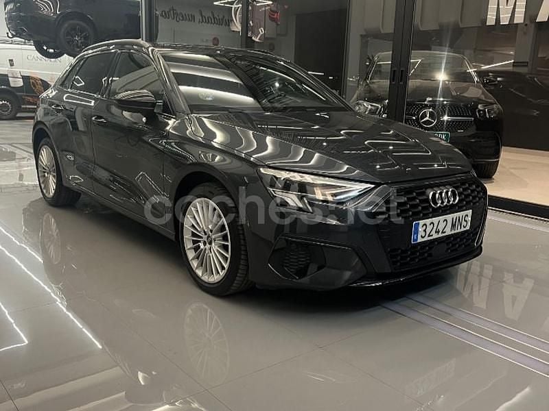 Usado Audi A3 204 CV (150 kW) 2020 Gris / plata Berlina