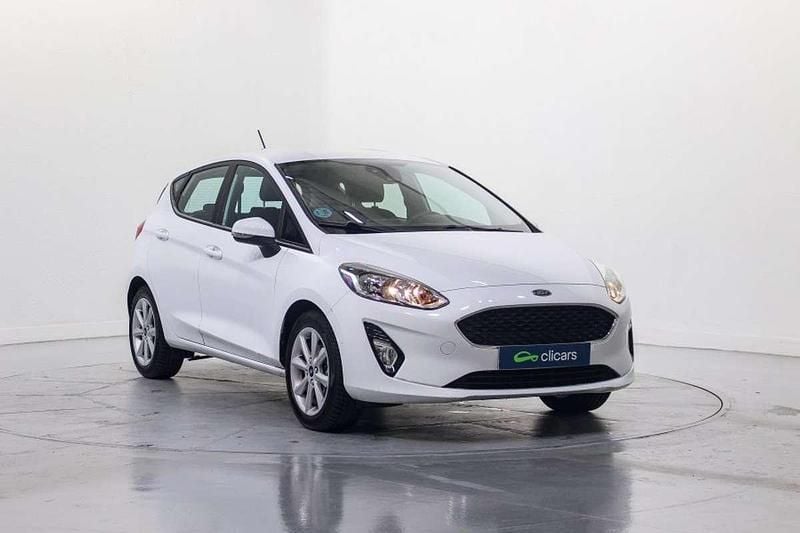 Usado Ford Fiesta Trend 86 CV (63 kW) 2019 Blanco Utilitario