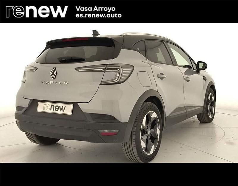 Usado Renault Captur Techno 100 CV (73 kW) 2025 Gris SUV