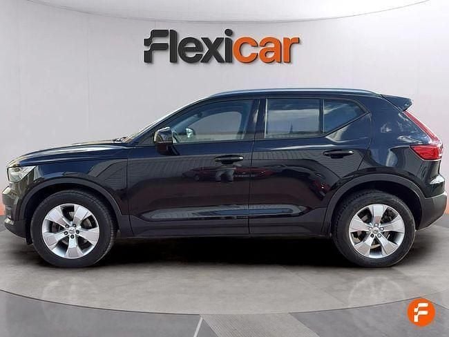 Usado Volvo XC40 Momentum 197 CV (144 kW) 2020 Negro SUV