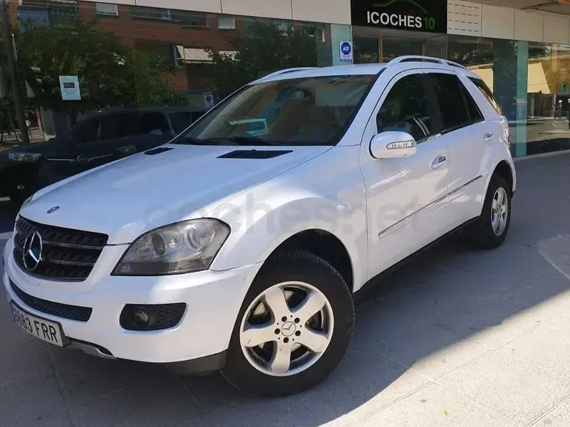 Usado Mercedes ML280 190 CV (139 kW) 2007 Blanco SUV