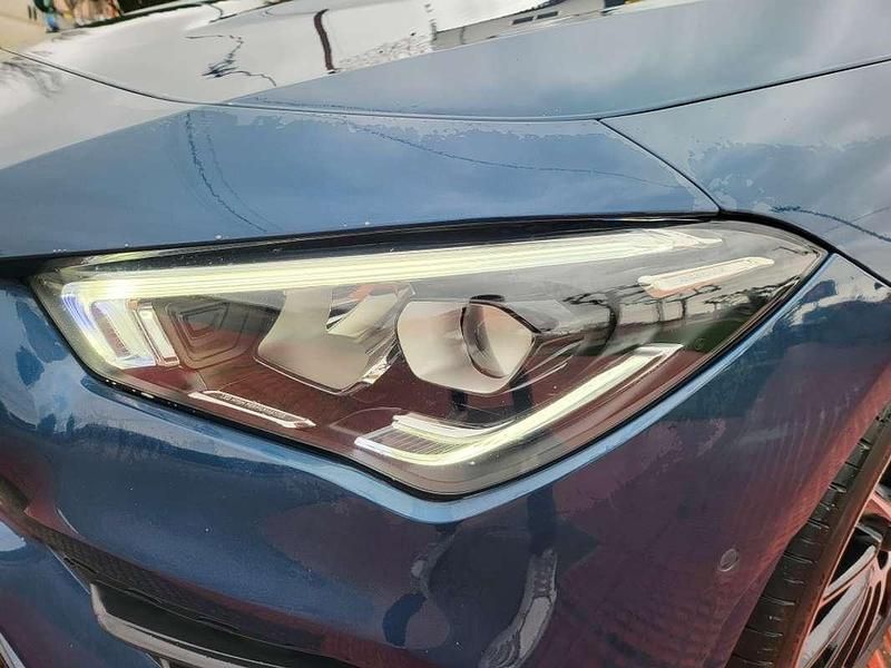 Usado Mercedes CLA200 150 HP (110 kW) 2021 Azul Coupé