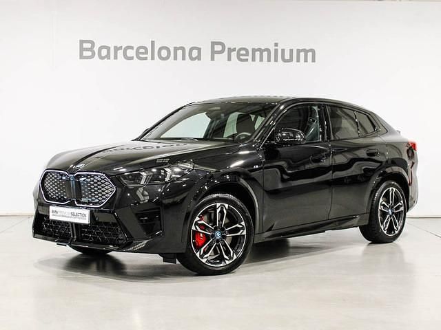 Usado 2025 BMW iX2 Shadowline SUV | 56.490 € (Precio justo) - Imagen 1/4