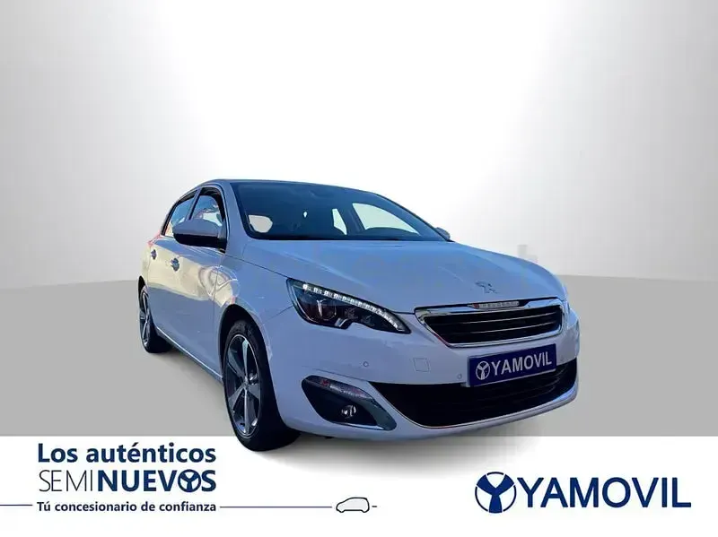 Usado Peugeot 308 Allure 131 CV (96 kW) 2016 Blanco Utilitario