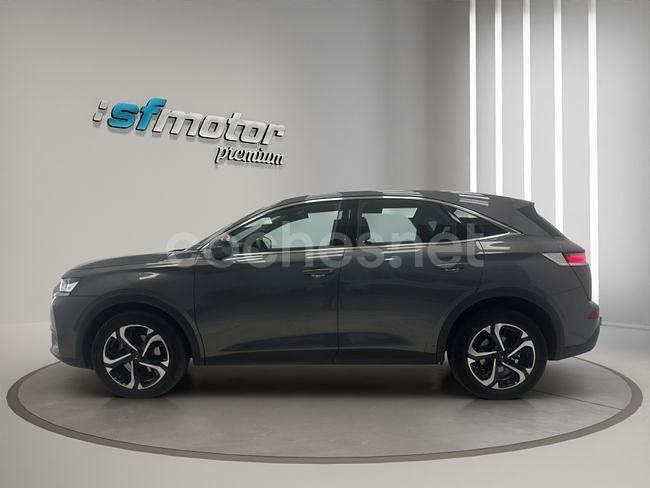 Usado DS Automobiles DS7 Crossback Chic 130 CV (95 kW) 2021 Gris / plata SUV