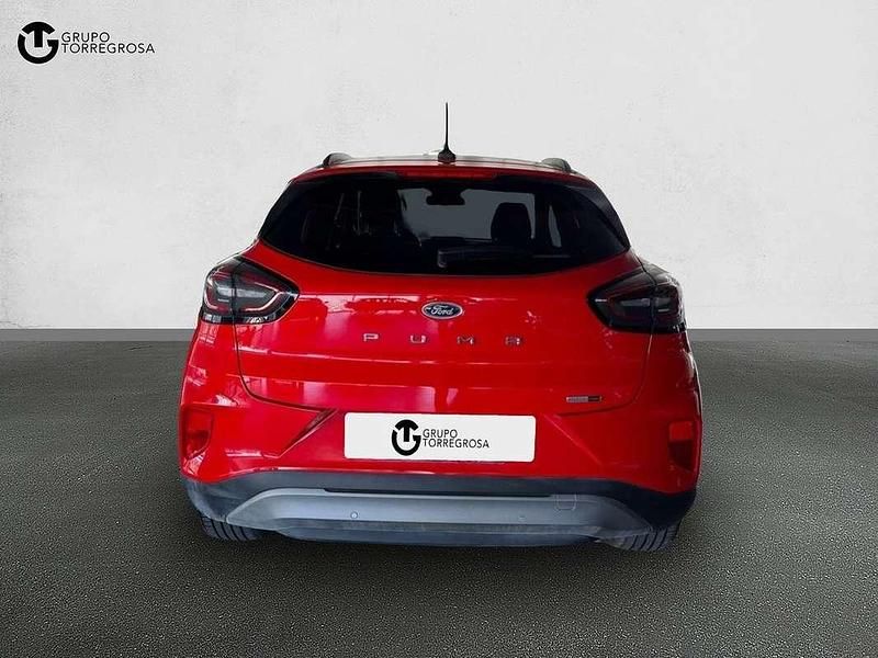 Usado Ford Puma Titanium 125 CV (91 kW) 2021 Rojo SUV