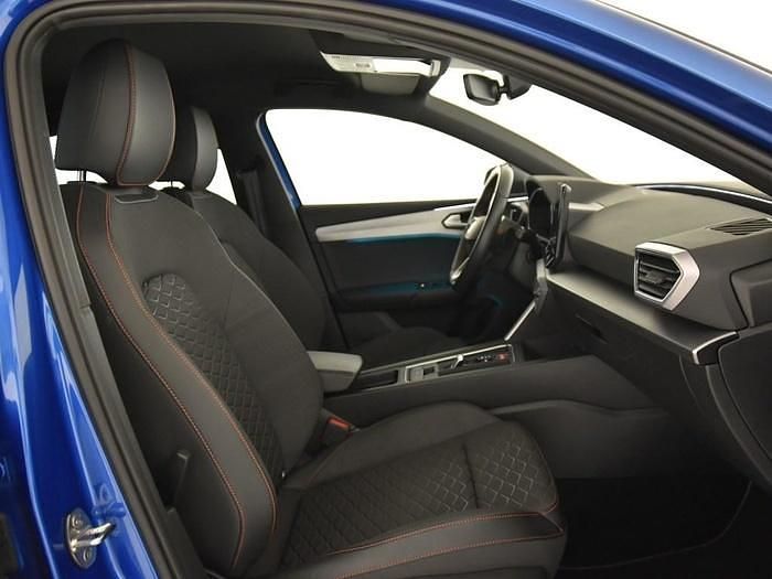 Usado Seat Leon FR 110 CV (80 kW) 2024 Azul