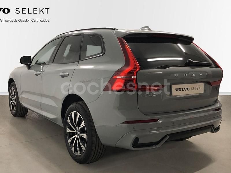 Usado Volvo XC60 Plus 197 CV (144 kW) 2023 Gris / plata SUV
