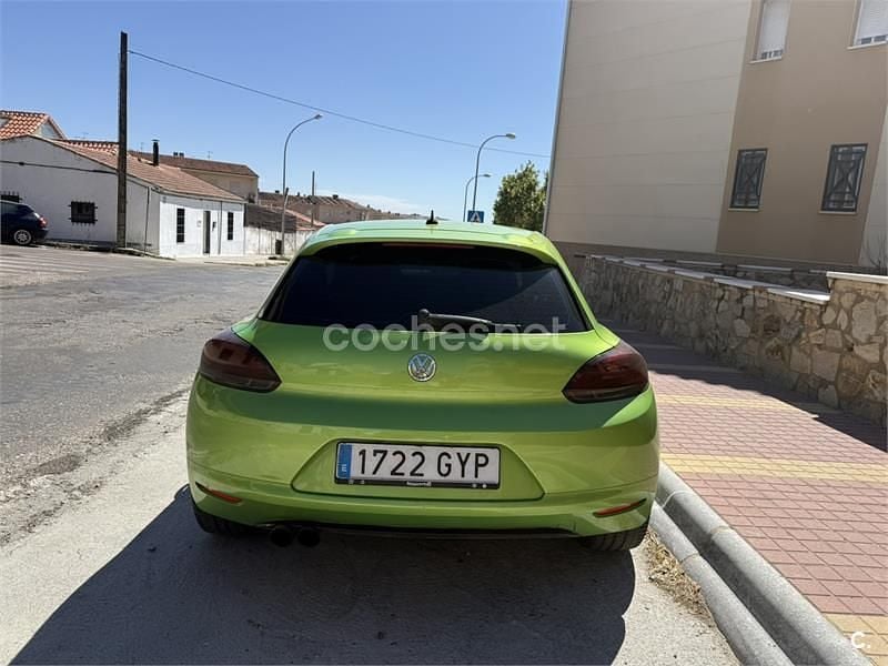 Verde Usado 2010 VW Scirocco Coupe | 10.950 € (Precio justo) - Imagen 1/4