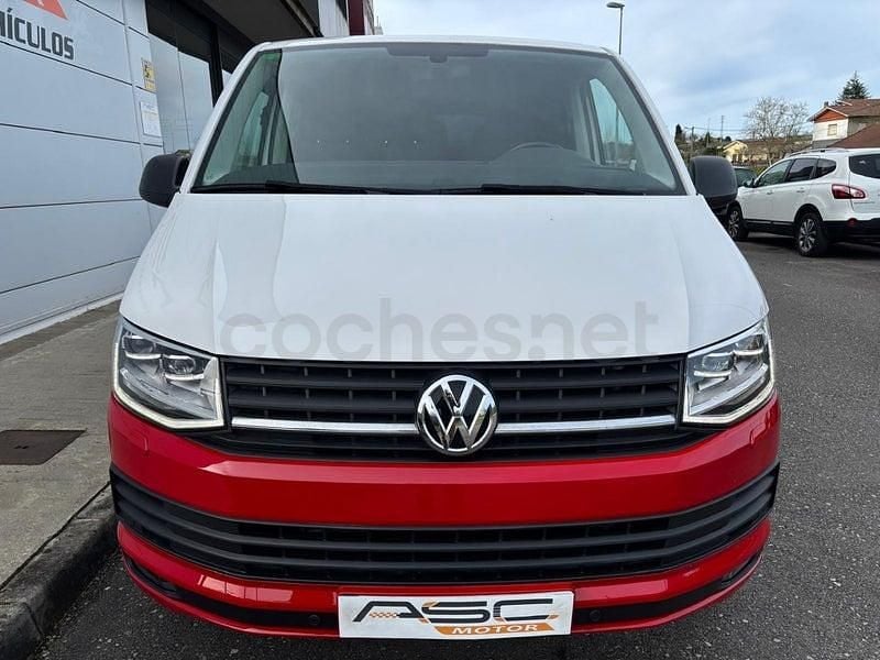 Usado VW Caravelle Comfortline 150 CV (110 kW) 2016 Rojo Monovolumen