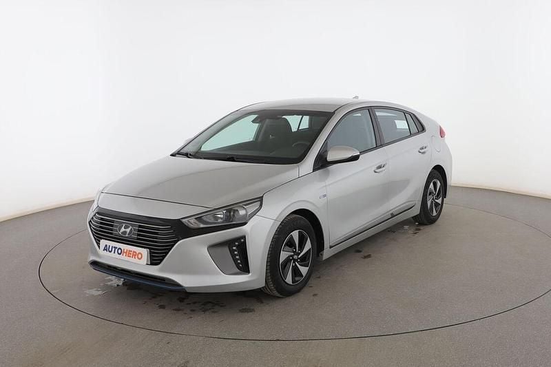 Gris Usado 2016 Hyundai Ioniq Berlina | 14.999 € (Precio justo) - Imagen 1/3