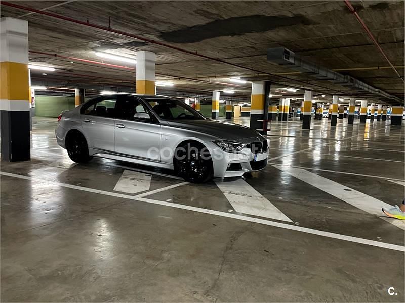 Usado BMW 318 M Sport 143 CV (105 kW) 2015 Gris / plata Berlina