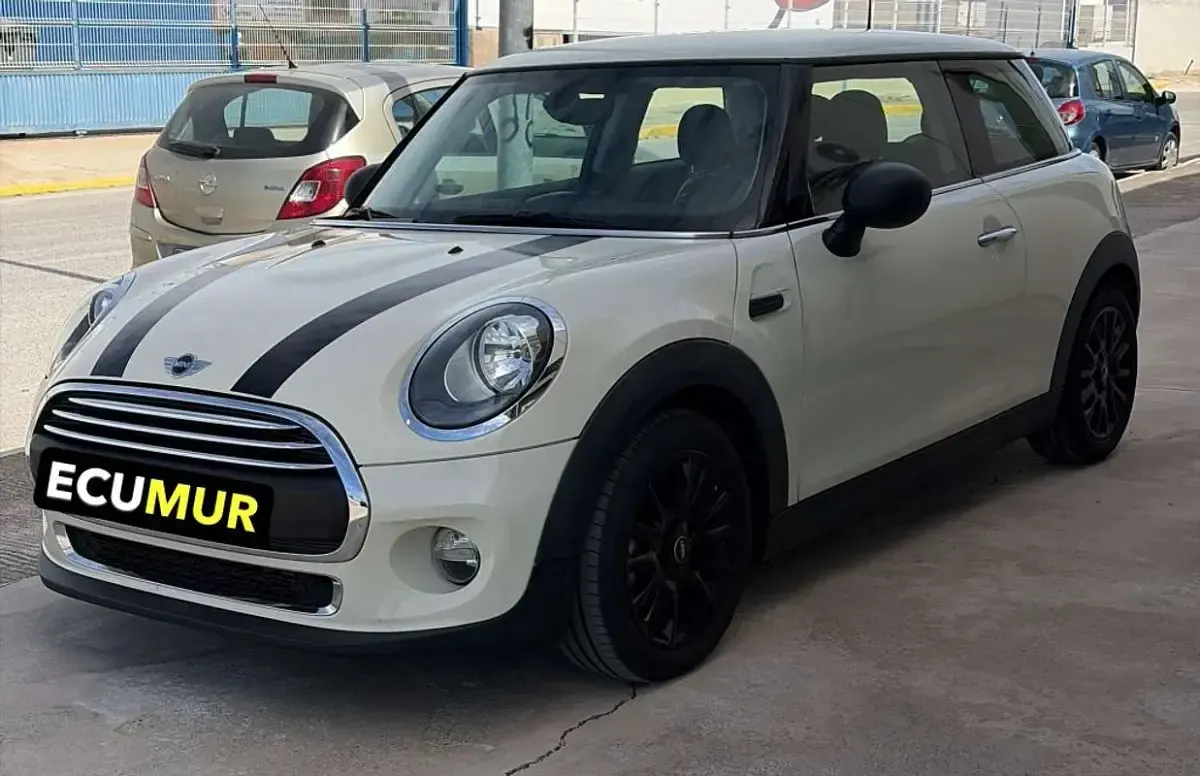 Usado Mini ONE 102 CV (75 kW) 2015 Blanco Utilitario