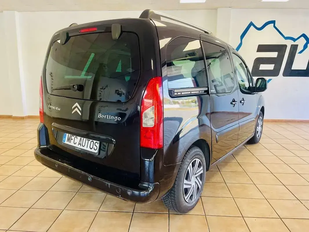 Usado Citroën Berlingo 90 CV (66 kW) 2010 Negro Monovolumen
