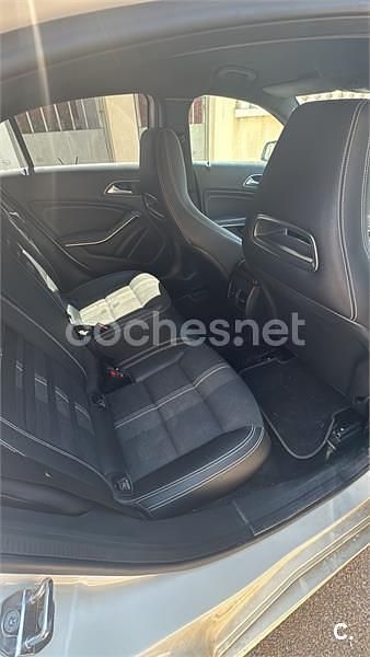 Usado Mercedes A180 122 CV (89 kW) 2018 Blanco Berlina