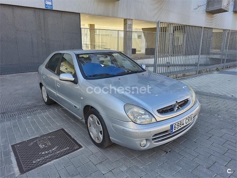 Usado Citroën Xsara Exclusive 110 CV (80 kW) 2004 Gris / plata Berlina