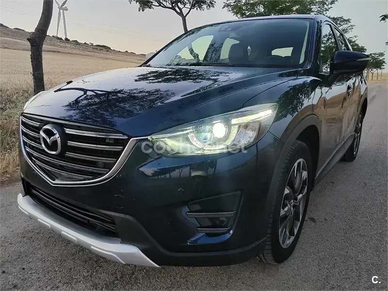 Usado Mazda CX-5 Luxury 150 CV (110 kW) 2016 Azul SUV
