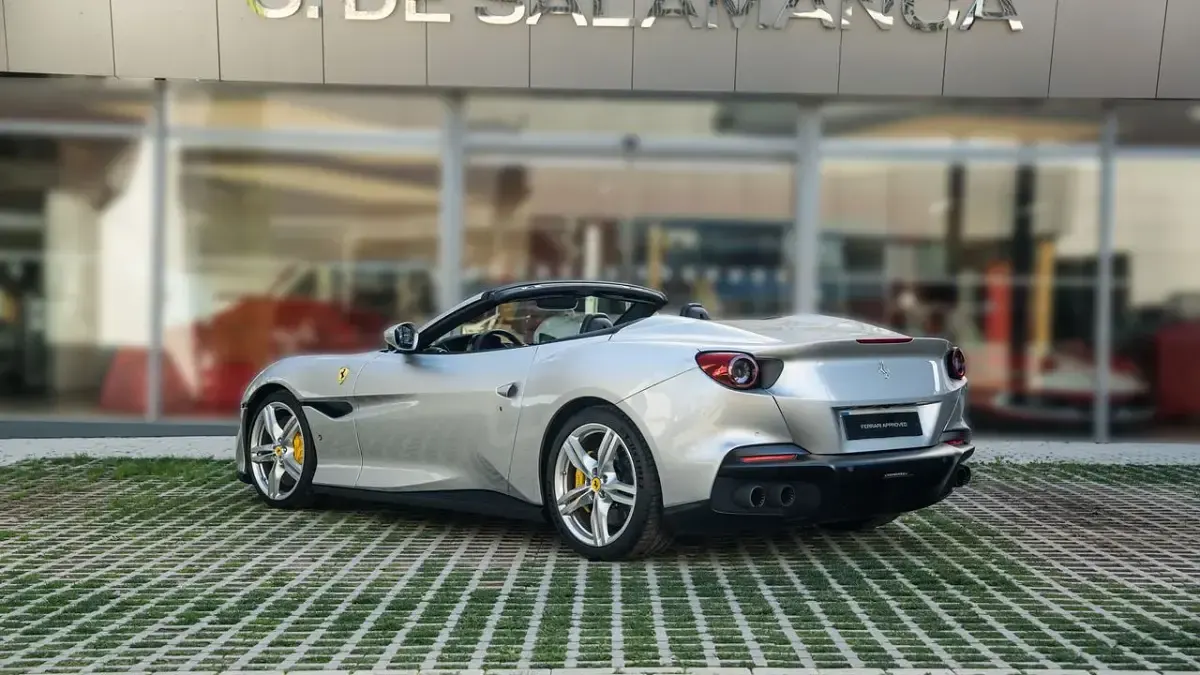 Usado Ferrari Portofino 620 CV (456 kW) 2019 Gris Descapotable