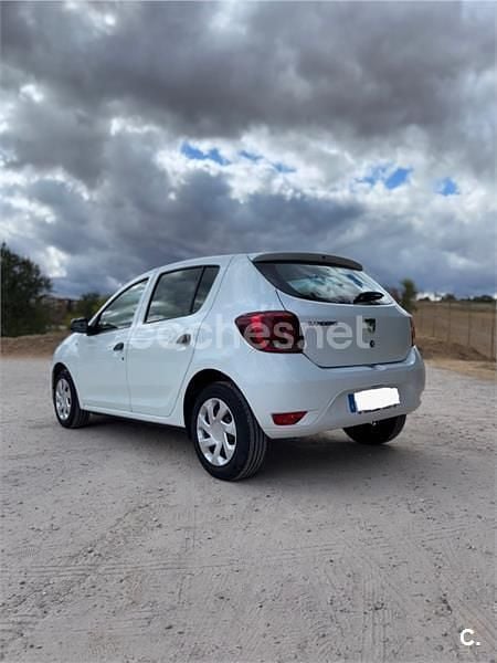 Usado Dacia Sandero Acces 73 HP (53 kW) 2020 Branco Sedan
