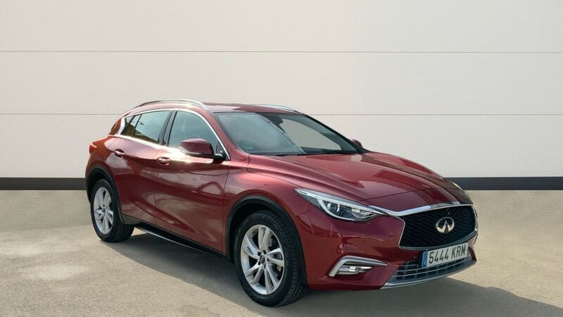Rojo Usado 2018 Infiniti Q30 Premium Utilitario | 20.000 € (Un poco caro) - Imagen 1/4