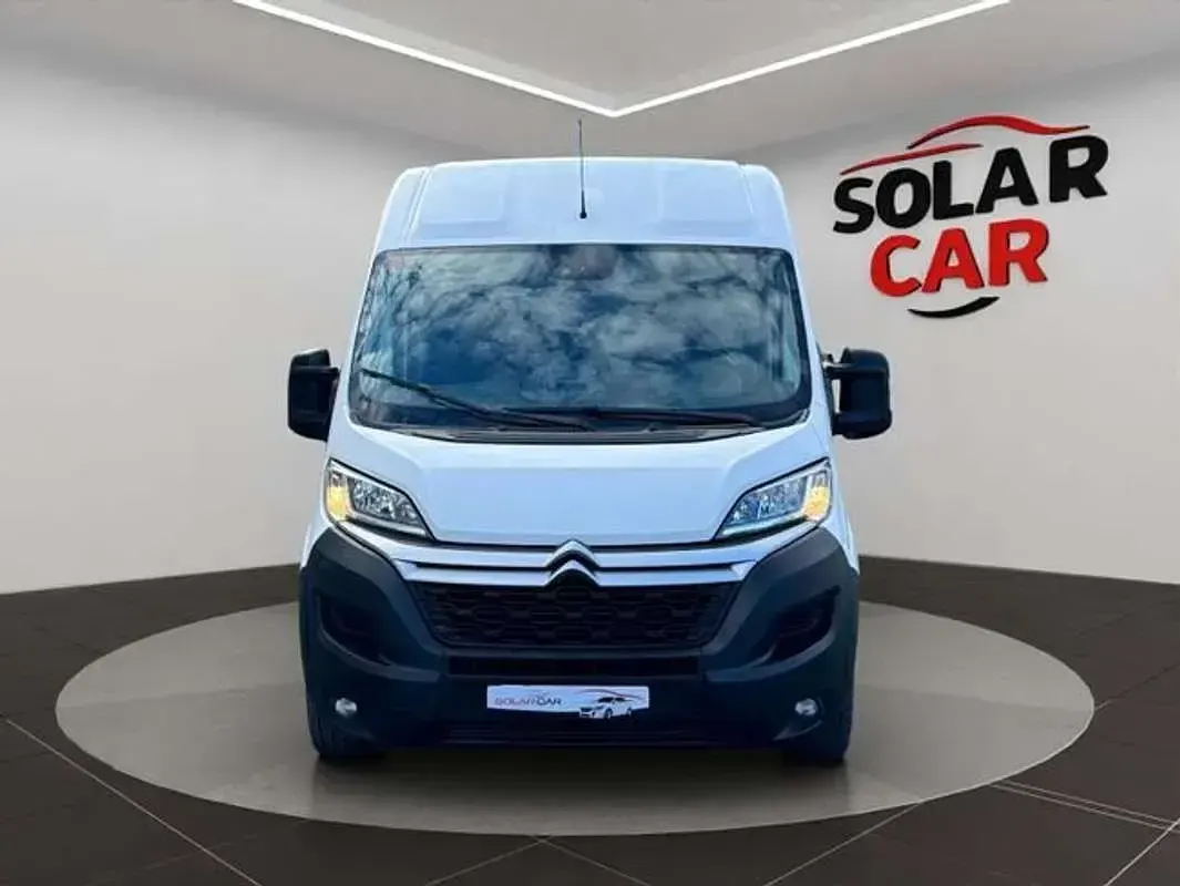 Usado Citroën Jumper 140 CV (102 kW) 2020 Blanco Monovolumen