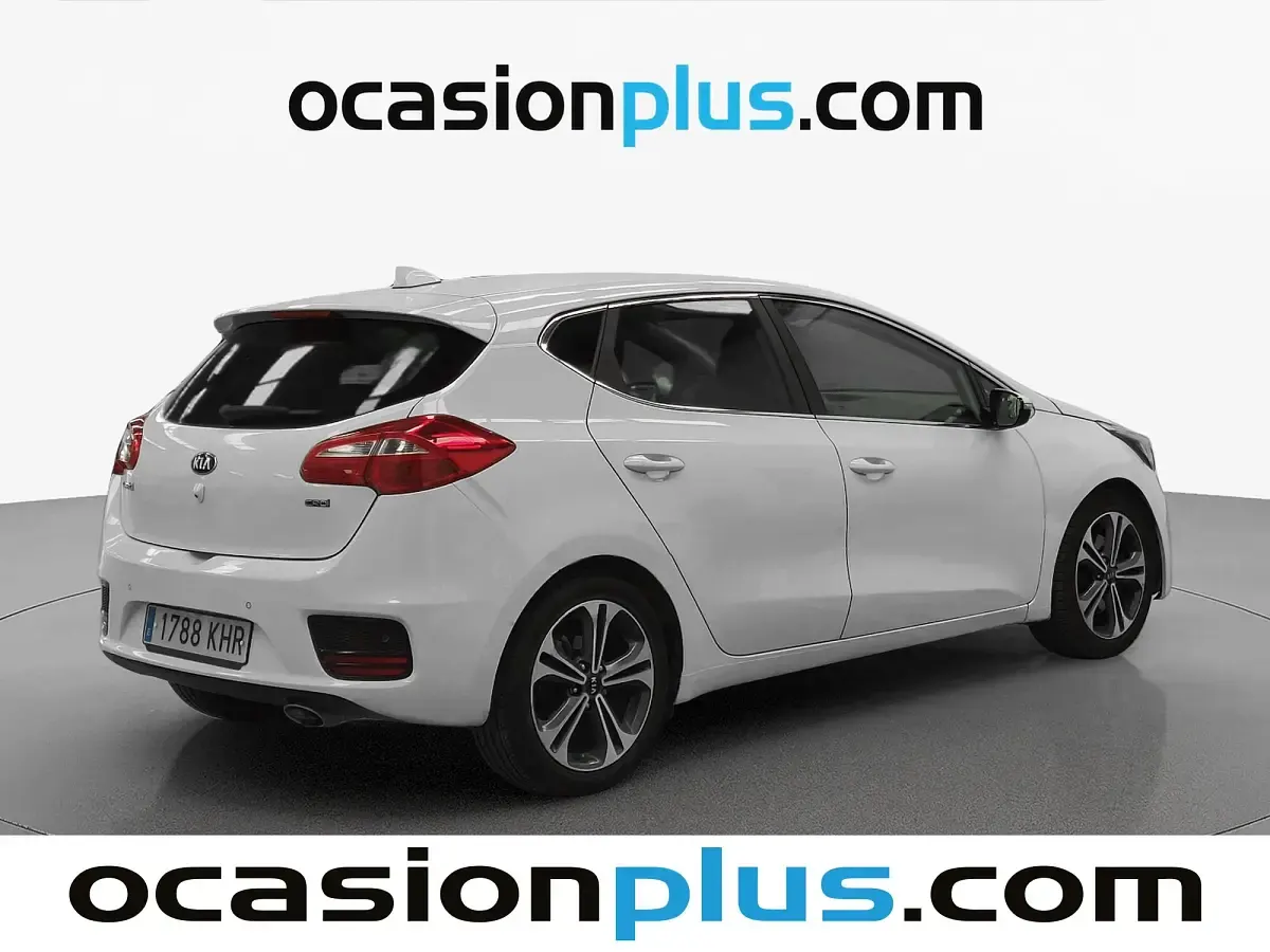Usado Kia Ceed GT 136 CV (100 kW) 2018 Blanco Utilitario