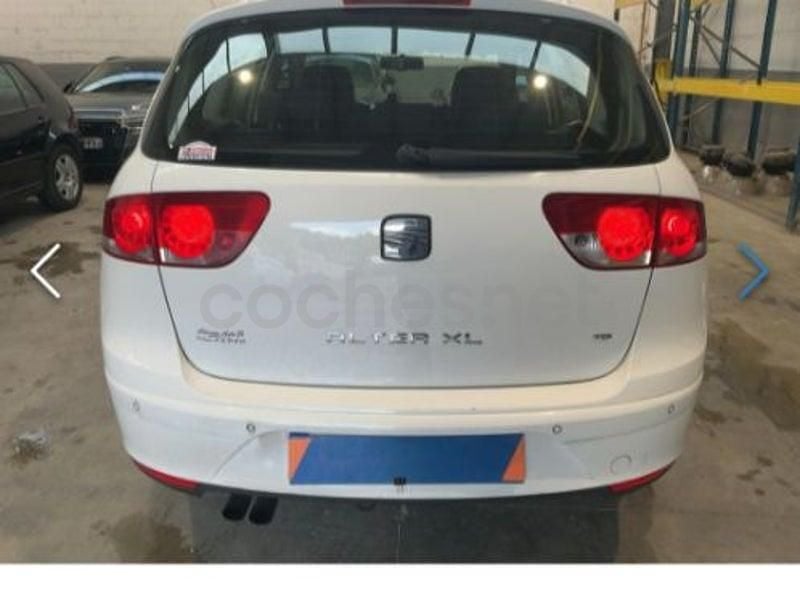 Usado Seat Altea XL I-Tech 140 CV (102 kW) 2014 Blanco Monovolumen
