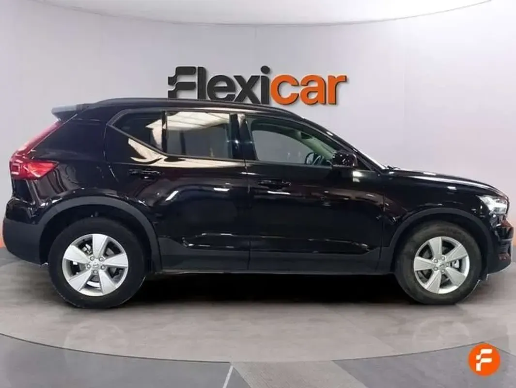 Usado Volvo XC40 150 CV (110 kW) 2019 Negro SUV