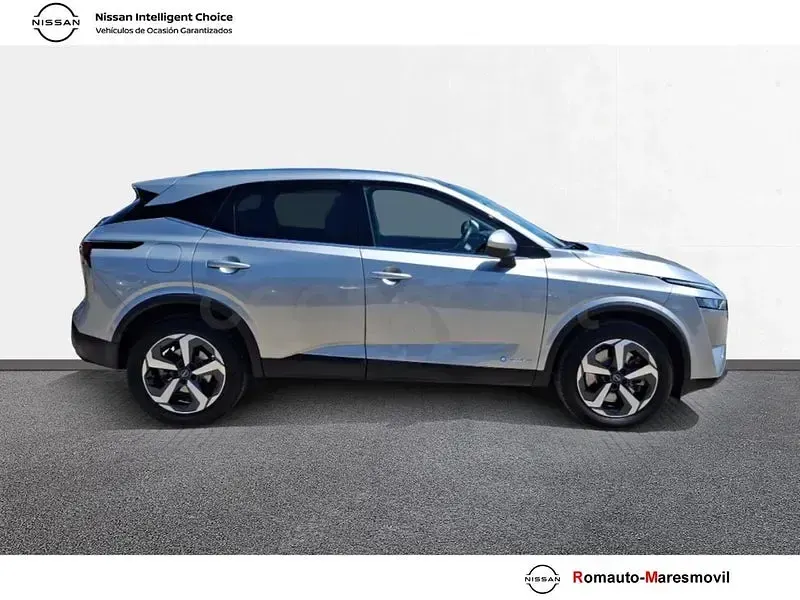 Usado Nissan Qashqai N-Connecta 190 CV (139 kW) 2023 Gris / plata SUV