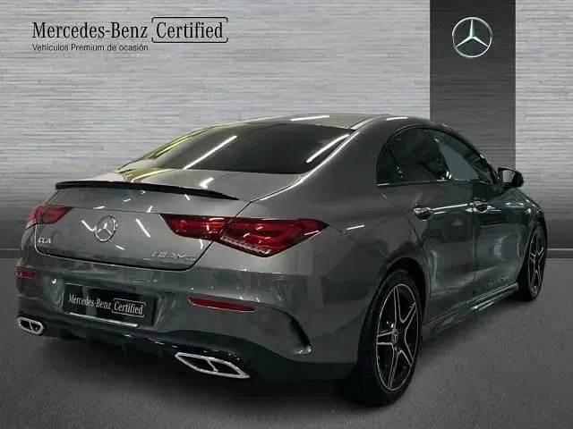Usado Mercedes CLA200 AMG line 150 CV (110 kW) 2021 Gris montana Coupe