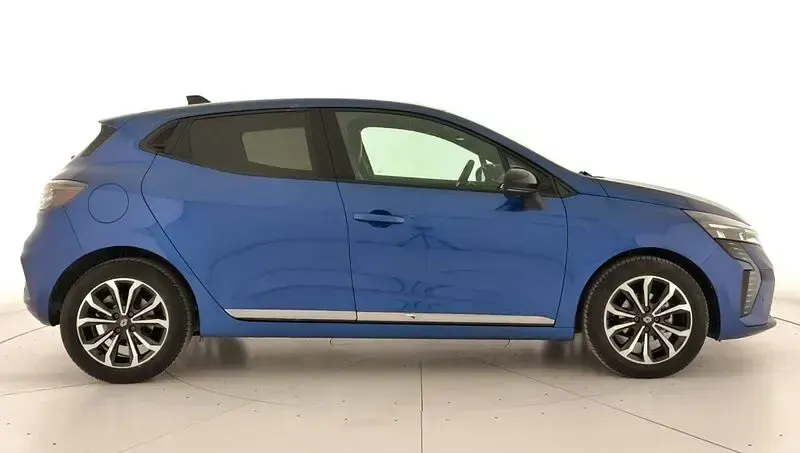 Usado Renault Clio V Techno 100 CV (73 kW) 2025 Azul Berlina