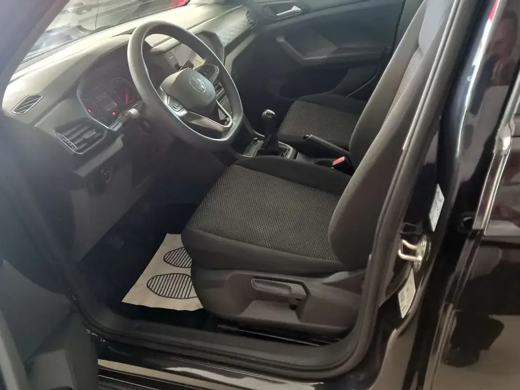 Usado VW T-Cross Edition 95 CV (69 kW) 2021 Negro SUV