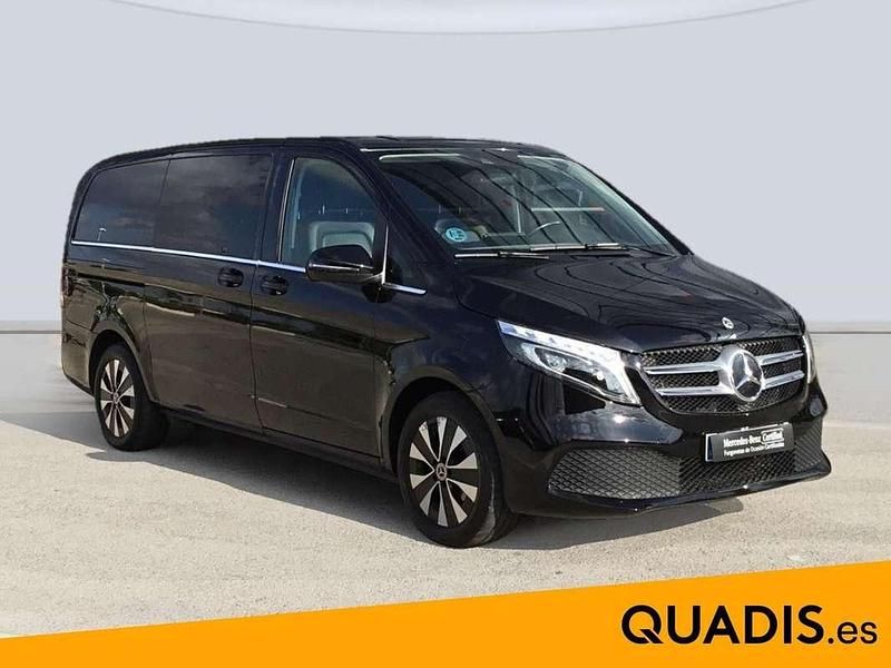 Usado Mercedes V220 Avantgarde 163 CV (119 kW) 2022 Negro Monovolumen