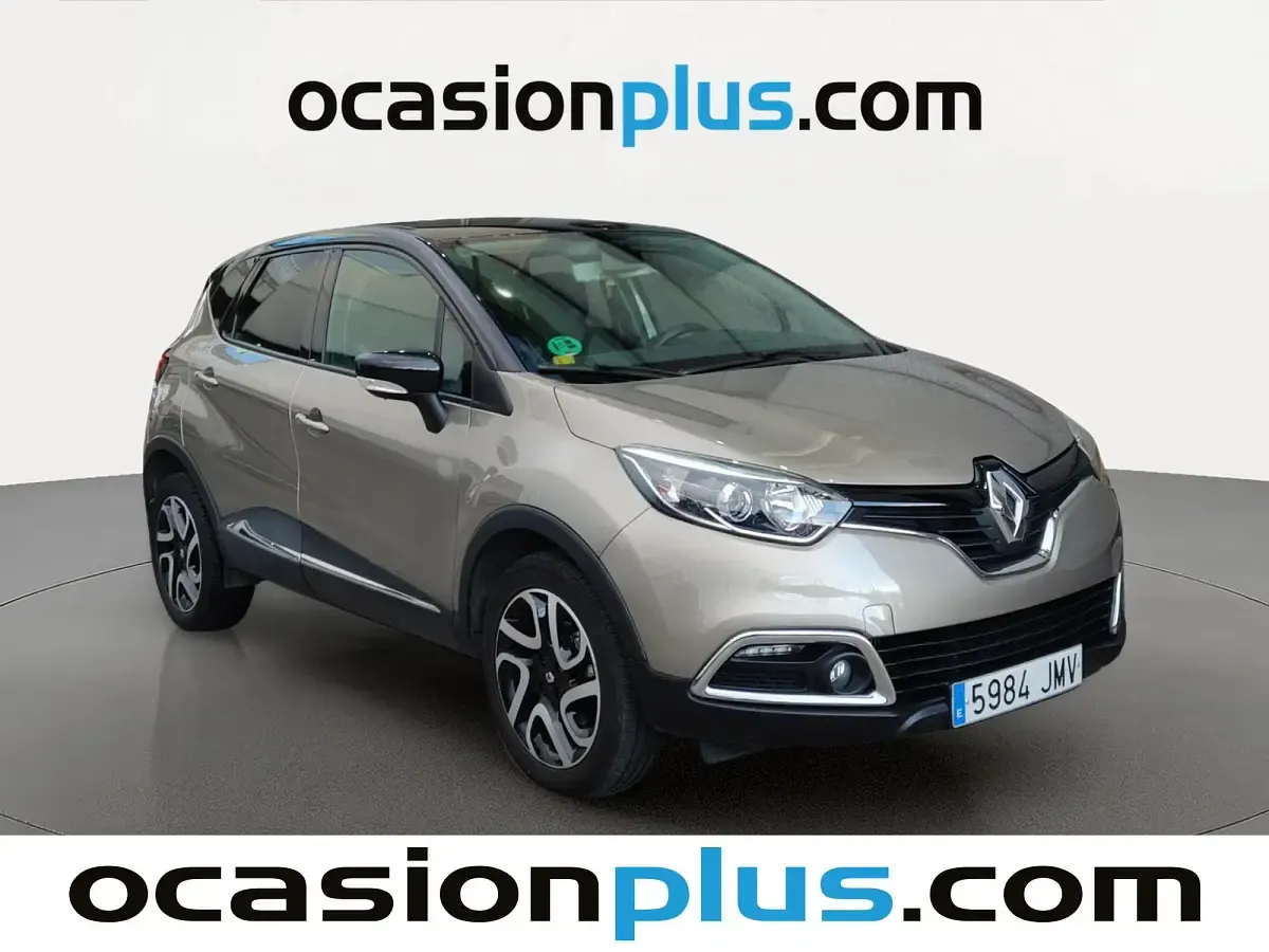 Usado Renault Captur Zen 120 CV (88 kW) 2016 Beige SUV