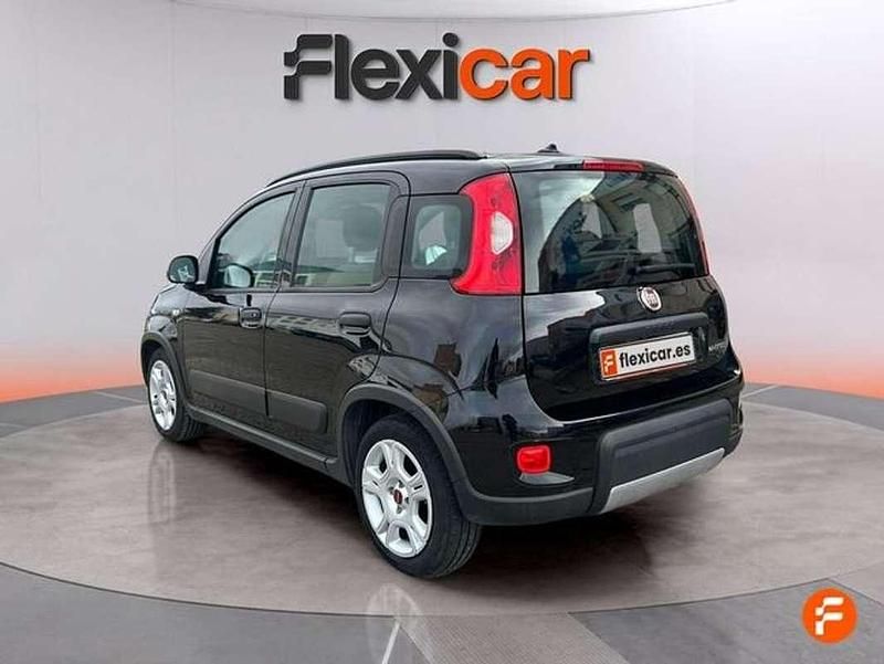 Usado Fiat Panda 71 CV (52 kW) 2022 Negro Berlina