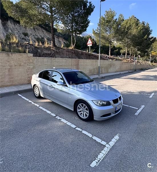 Usado BMW 320 177 CV (130 kW) 2010 Gris / plata Berlina