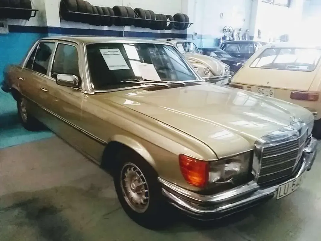 Usado Mercedes 280 SE 185 CV (136 kW) 1980 Verde Berlina