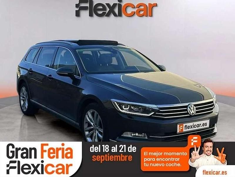 Negro Usado 2019 VW Passat Sportline Familiar | 18.470 € (Precio justo) - Imagen 1/4