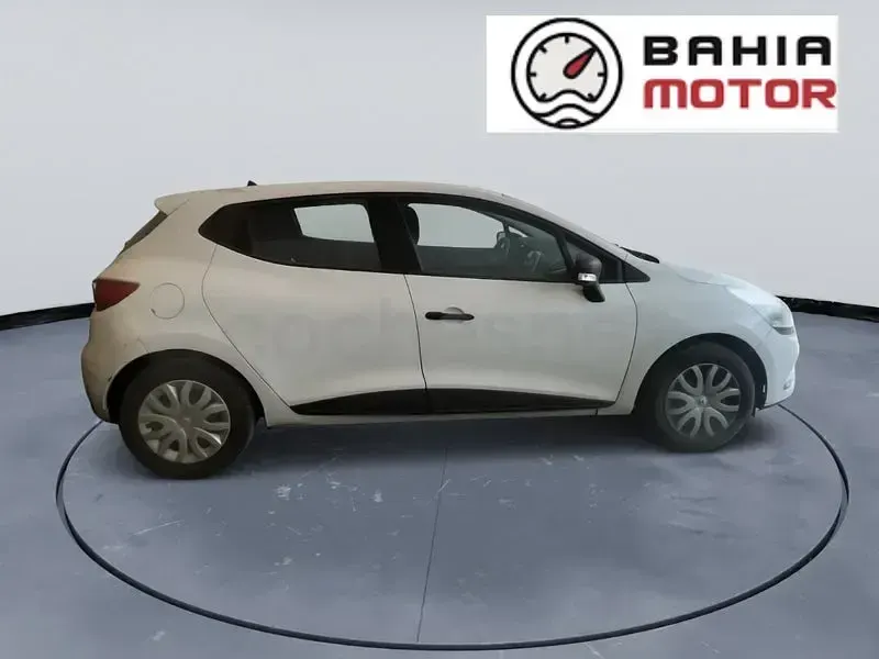 Usado Renault Clio IV LIMITED 90 CV (66 kW) 2019 Blanco Berlina