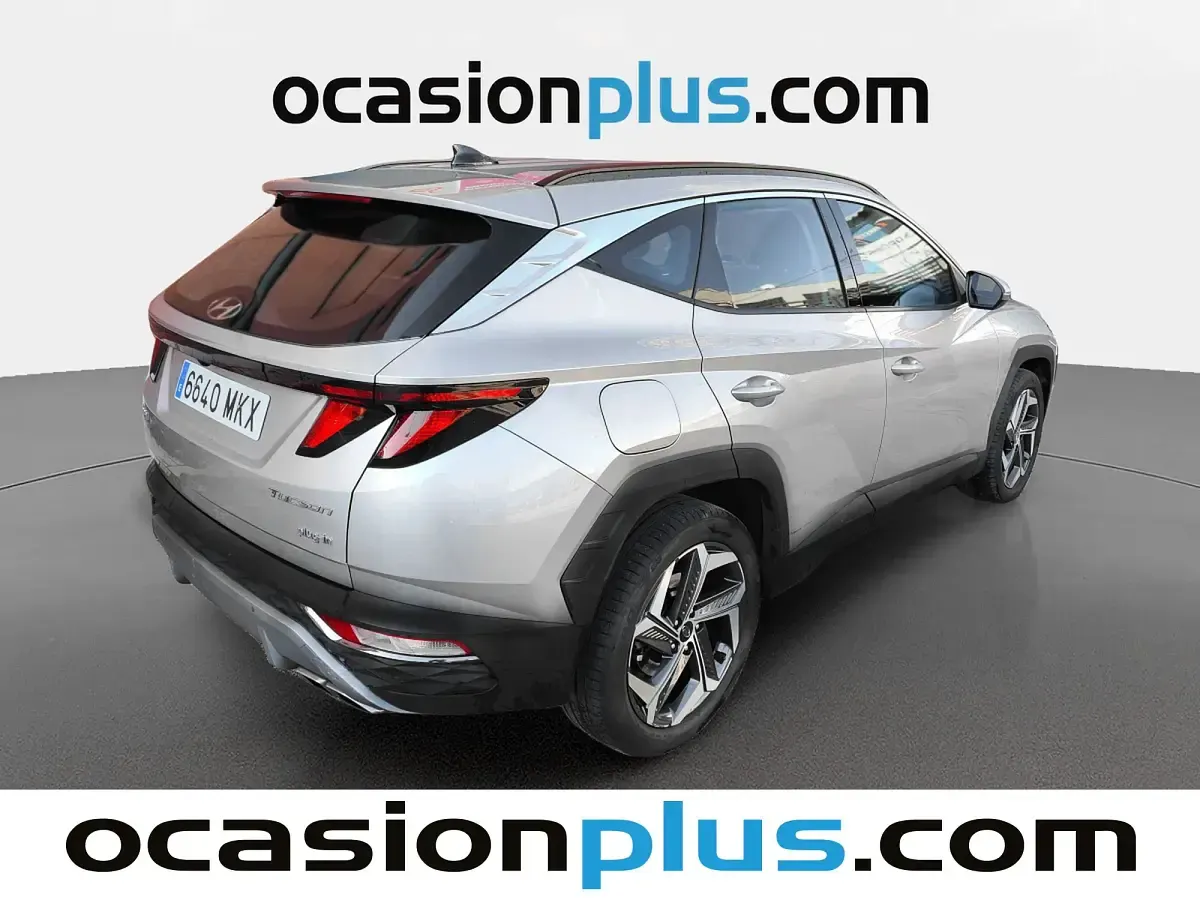 Usado Hyundai Tucson 265 CV (194 kW) 2023 Gris plata SUV