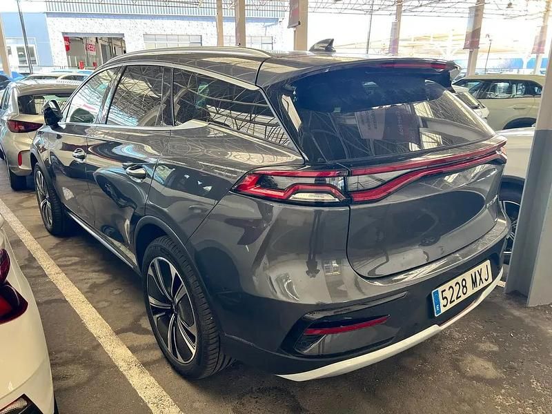 Usado BYD Tang 379 kW (516 CV) 2024 Gris SUV