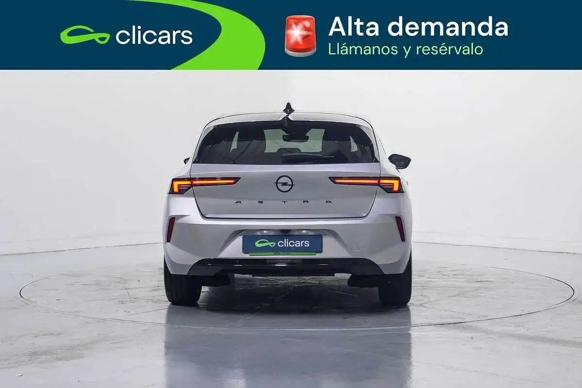 Usado Opel Astra S 136 CV (100 kW) 2025 Plateado Utilitario